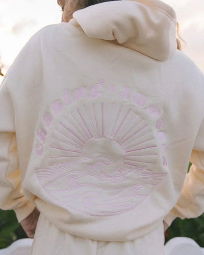 Chasing Sunsets - Stylish & Cozy Hoodie